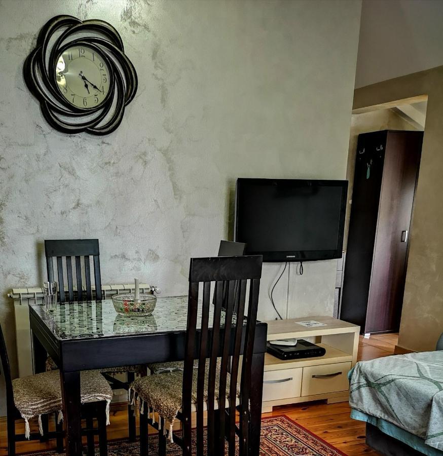 Apartman Sunny Lägenhet Cetinje Exteriör bild